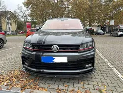 Grau Gebraucht 2019 VW Tiguan Highline SUV | 33.100 € (Etwas zu teuer)