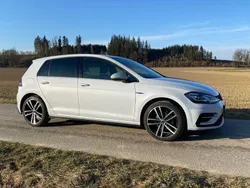 Weiß Gebraucht 2018 VW Golf VII R-line Limousine | 15.500 € (Fairer Preis)
