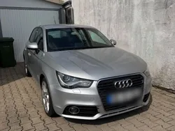 Silber Gebraucht 2012 Audi A1 Sport Kleinwagen | 8.000 € (Fairer Preis)