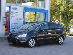 Schwarz Gebraucht 2015 Ford S-MAX Titanium Van / Kleinbus | 9.900 € (Fairer Preis)
