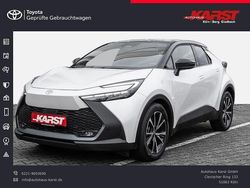 Schneeweiß Gebraucht 2024 Toyota C-HR Team SUV | 30.845 € (Etwas zu teuer)