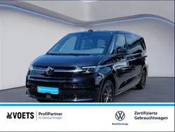 Schwarz Gebraucht 2024 VW T7 Life Van | 56.850 €