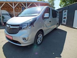 Silber Gebraucht 2019 Opel Vivaro Van / Kleinbus | 21.499 €