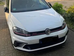 Weiß Gebraucht 2016 VW Golf VII GTI Clubsport Limousine | 29.290 € (Teuer)