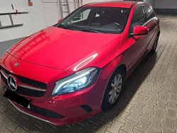 Rot Gebraucht 2016 Mercedes A180 Limousine | 14.449 € (Guter Preis)