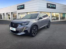 Grau Gebraucht 2023 Peugeot 2008 Allure SUV | 20.890 € (Fairer Preis)