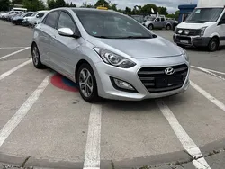 Silber Gebraucht 2017 Hyundai i30 Passion Limousine | 6.900 € (Superpreis)