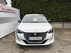 Weiß Gebraucht 2024 Peugeot e-208 Allure Kleinwagen | 18.500 € (Superpreis)
