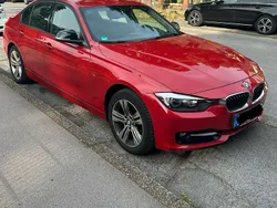 Rot Gebraucht 2013 BMW 316 Sport Line Limousine | 12.750 € (Fairer Preis)