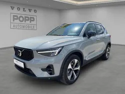 Vapour grey / metallic Gebraucht 2024 Volvo XC40 Plus SUV | 36.950 € (Guter Preis)