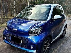 Blau Gebraucht 2021 Smart ForTwo Coupé Kleinwagen | 9.900 € (Guter Preis)