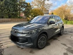 Grau Gebraucht 2024 VW Tiguan Goal SUV | 44.100 € (Superpreis)