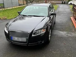 Grau Gebraucht 2006 Audi A4 Kombi | 3.000 € (Guter Preis)