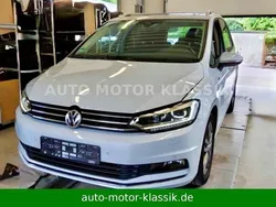 White silver metallic Gebraucht 2018 VW Touran Join Van / Kleinbus | 24.590 € (Fairer Preis)