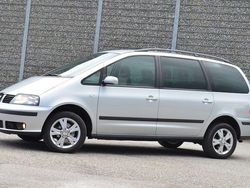 Silber Gebraucht 2009 Seat Alhambra Reference Van / Kleinbus | 4.580 € (Teuer)