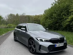 Grau Gebraucht 2024 BMW 320 M Sport Kombi | 40.999 € (Fairer Preis)