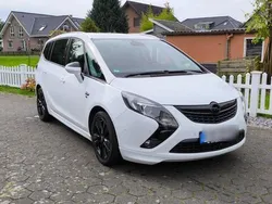 Weiß Gebraucht 2014 Opel Zafira OPC Van / Kleinbus | 7.800 € (Fairer Preis)