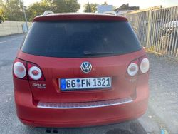 Rot Gebraucht 2009 VW Golf Plus Comfortline Van / Kleinbus | 7.990 € (Fairer Preis)