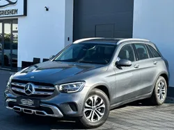 Selenitgrau metalliclack Gebraucht 2020 Mercedes GLC200 SUV | 26.500 €