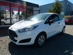 Weiß Gebraucht 2015 Ford Fiesta Ambiente Kleinwagen | 6.950 € (Fairer Preis)