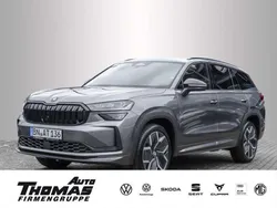Graphitegrau metallic Gebraucht 2025 Skoda Kodiaq SportLine SUV | 53.480 € (Fairer Preis)