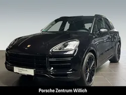 Tiefschwarzmetallic Gebraucht 2021 Porsche Cayenne Turbo SUV | 99.900 €