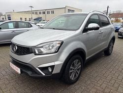 Silber Gebraucht 2017 Ssangyong (KGM) Korando SUV | 10.990 € (Guter Preis)