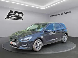 Phantom black (metallic) Gebraucht 2021 Hyundai i30 Intro Edition Limousine | 18.870 € (Fairer Preis)