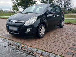 Schwarz Gebraucht 2012 Hyundai i20 Classic Kleinwagen | 1.500 € (Fairer Preis)