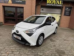 Weiß Gebraucht 2021 Toyota Aygo Business Edition Kleinwagen | 8.800 € (Superpreis)