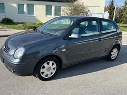 Blau Gebraucht 2003 VW Polo Highline | 1.390 € (Fairer Preis)