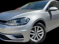 Silber Gebraucht 2017 VW Golf VII Comfortline Limousine | 8.990 € (Guter Preis)