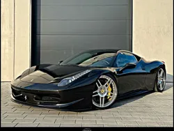 Nero Gebraucht 2013 Ferrari 458 Coupé | 300.000 €