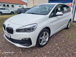 Weiß Gebraucht 2021 BMW 218 Gran Tourer Advantage Van / Kleinbus | 17.488 € (Fairer Preis)