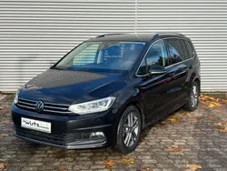 Schwarz Gebraucht 2024 VW Touran Van / Kleinbus | 36.950 € (Fairer Preis)