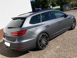 Grau Gebraucht 2017 Seat Leon ST FR Kombi | 12.000 € (Fairer Preis)