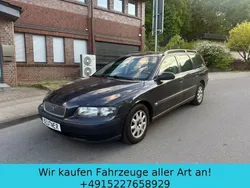 Grau Gebraucht 2002 Volvo V70 Kombi | 4.290 € (Fairer Preis)