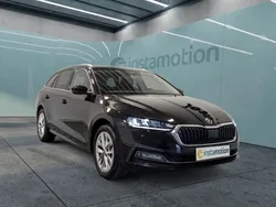 Schwarz Gebraucht 2024 Skoda Octavia Style Kombi | 32.440 € (Guter Preis)