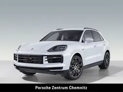 Carraraweißmetallic Gebraucht 2024 Porsche Cayenne SUV | 108.750 €