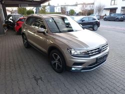 Beige Gebraucht 2016 VW Tiguan Highline SUV | 16.900 € (Fairer Preis)