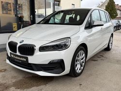 Weiß Gebraucht 2022 BMW 218 Gran Tourer Van / Kleinbus | 18.900 € (Fairer Preis)