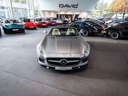 Grau Gebraucht 2011 Mercedes SLS AMG AMG Cabrio | 127.900 € (Teuer)