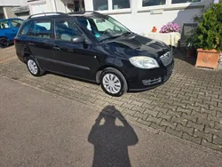 Schwarzmagic perleffekt Gebraucht 2010 Skoda Fabia Cool Edition Kombi | 1.398 € (Guter Preis)