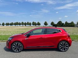 Sunrise red Gebraucht 2023 Mitsubishi Colt Top Limousine | 19.950 €