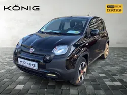 Schwarz Gebraucht 2023 Fiat Panda Cross Cross Kleinwagen | 12.999 € (Etwas zu teuer)