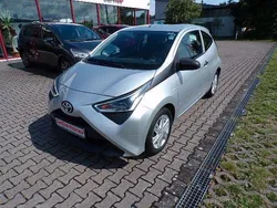 Silber Gebraucht 2019 Toyota Aygo Cool Kleinwagen | 9.850 € (Etwas zu teuer)