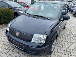Blau Gebraucht 2011 Fiat Panda Limousine | 3.990 € (Teuer)