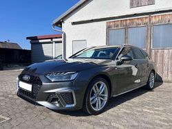 Grau Gebraucht 2024 Audi A4 S-Line Kombi | 38.900 € (Teuer)