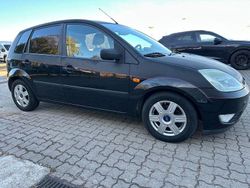 Schwarz Gebraucht 2005 Ford Fiesta Ambiente Limousine | 1.300 € (Fairer Preis)