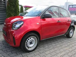 Schwarz Gebraucht 2022 Smart ForFour Electric Drive Kleinwagen | 7.999 € (Guter Preis)